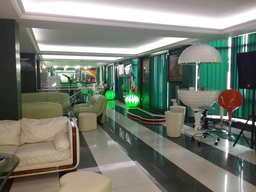 Alik Hotel Batumi Eksteriør billede